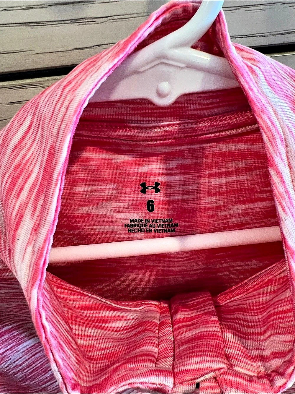 Under Armour top - Picture 3 of 3